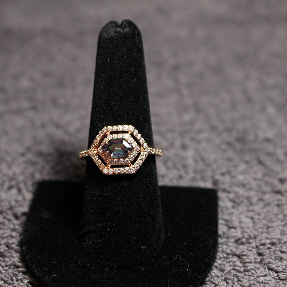 Bomb Party Ring Sz 8 RBP5499 "Unspoken Dreams"